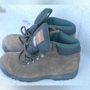 Waterproof Brown Hiking Boots Women Size 8